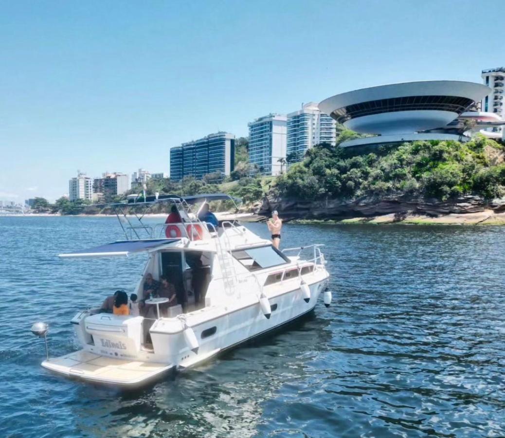 Passeio Privativo De Lancha No Rj Botel